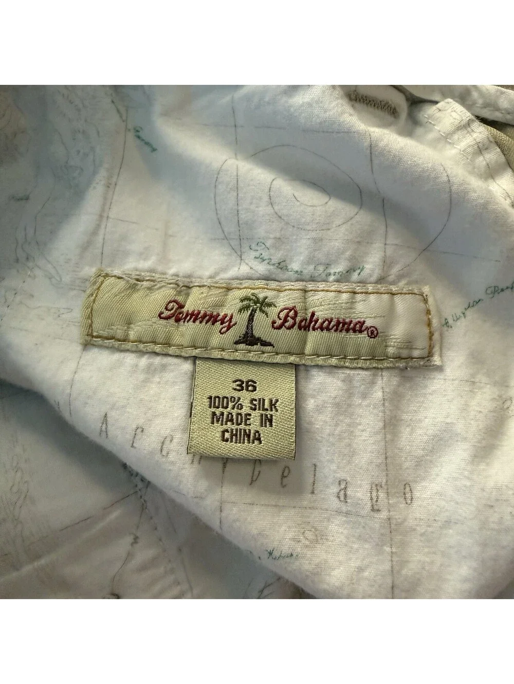 Tommy Bahama 100% Silk Shorts Men’s Size 36 Beige Khaki Luxury